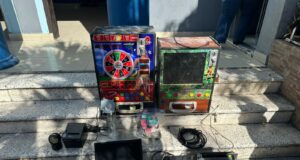 Policía Nacional junto al Ministerio Público ocupa máquinas tragamonedas y equipos de juegos de azar