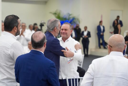 Gobierno, empresarios y organizaciones del sector agropecuario preparan ruta de modernización del campo