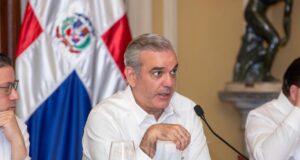 Presidente Luis Abinader anuncia que el Gobierno mantendrá sin variación precios de los combustibles para la presente semana