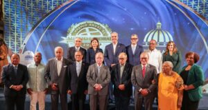 Empresarios y sindicalistas se comprometen a seguir trabajando junto al Gobierno en favor del crecimiento económico y bienestar de trabajadores