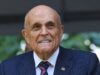Rudy Giuliani es hospitalizado en estado crítico pero estable en Florida