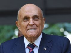 Rudy Giuliani es hospitalizado en estado crítico pero estable en Florida
